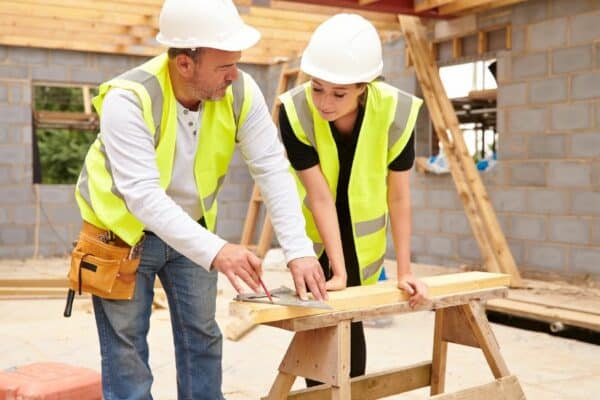 Embaucher un apprenti : des aides pour vous soutenir en 2025 !